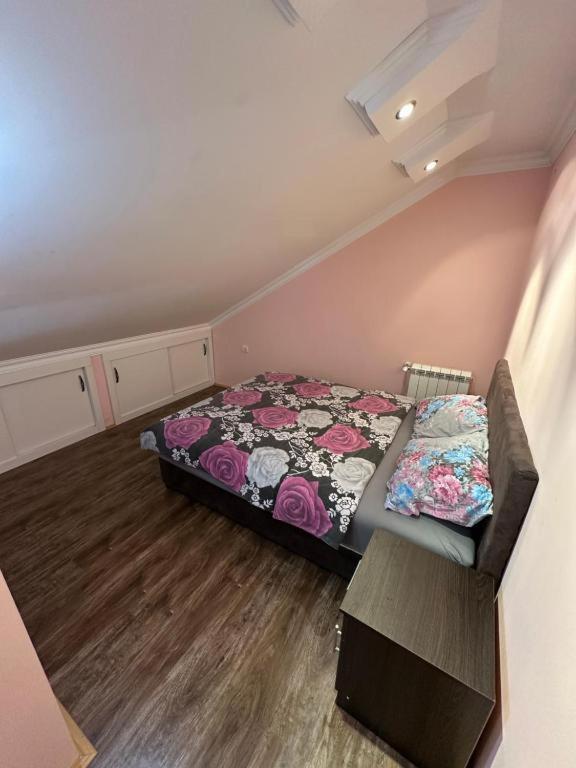 Adel'S Apartment Суботица Екстериор снимка